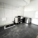 Apartmán House - 20 Min To Dus Airport & Messe