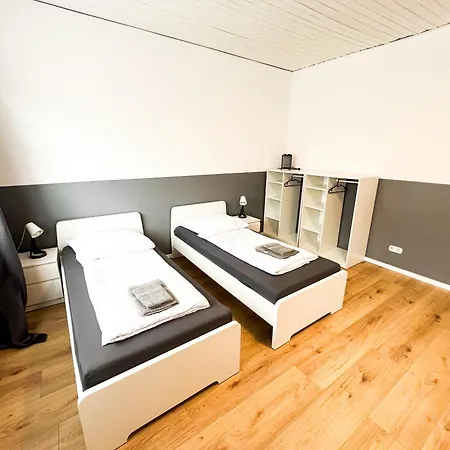 House - 20 Min To Dus Airport & Messe Krefeld