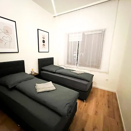 Apartman House - 20 Min To Dus Airport & Messe *