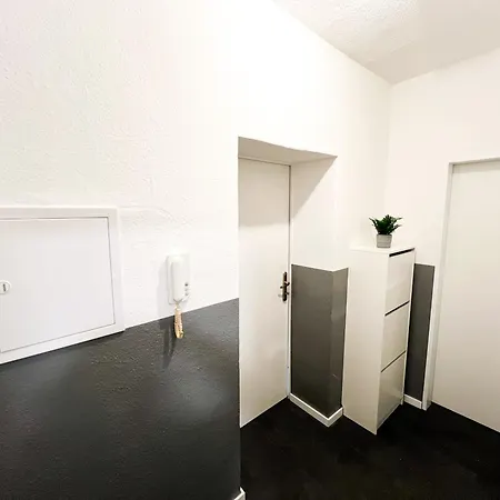 Apartman House - 20 Min To Dus Airport & Messe Krefeld