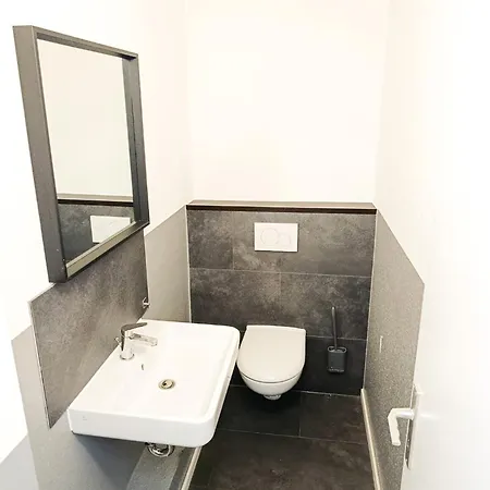 House - 20 Min To Dus Airport & Messe Apartamento Krefeld