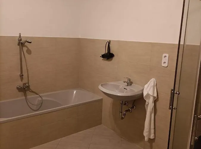 House - 20 Min To Dus Airport & Messe Krefeld