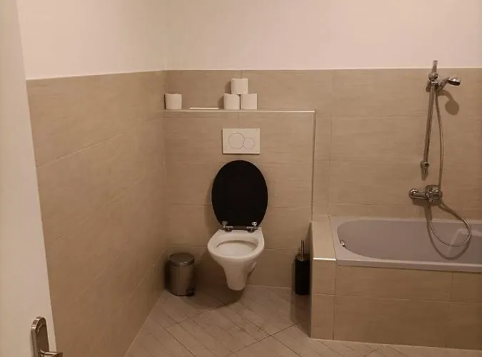 House - 20 Min To Dus Airport & Messe Daire